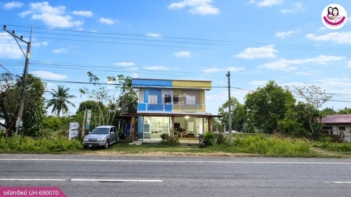 ายตึก 2 ชั้น (1 คูหา) ติดถนนชยางกูร — ขาเข้าตัวอำเภอม่วงสามสิบ