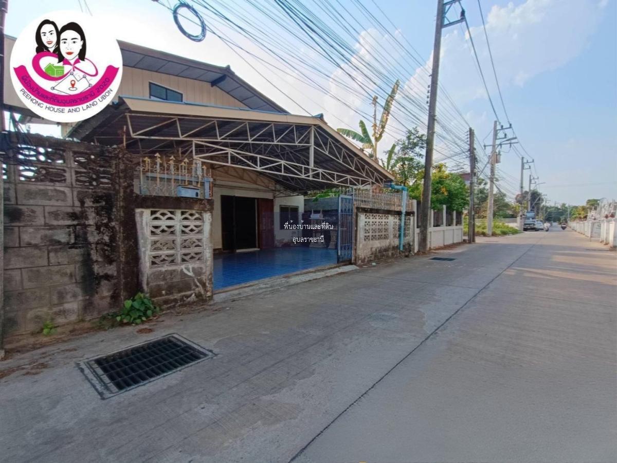 บ้านเดี่ยวสองชั้น (ครึ่งปูนครึ่งไม้) ใจกลางเมือง \  ซ.บ้านนาควาย“