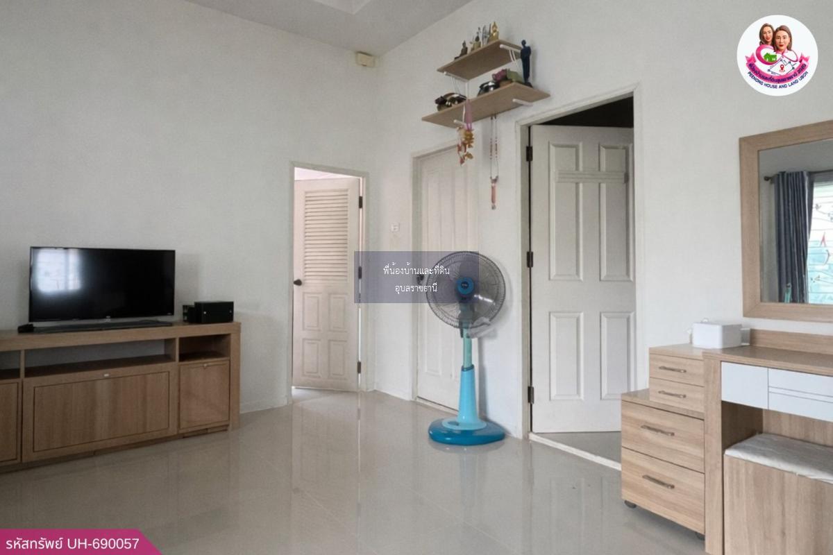 ขายบ้านเดี่ยว หมู่บ้านเจริญทรัพย์ 11 ซอยรุ่งเรือง ถ.ชยางกูร หลังตลาดดอนกลาง จ.อุบลราชธานี